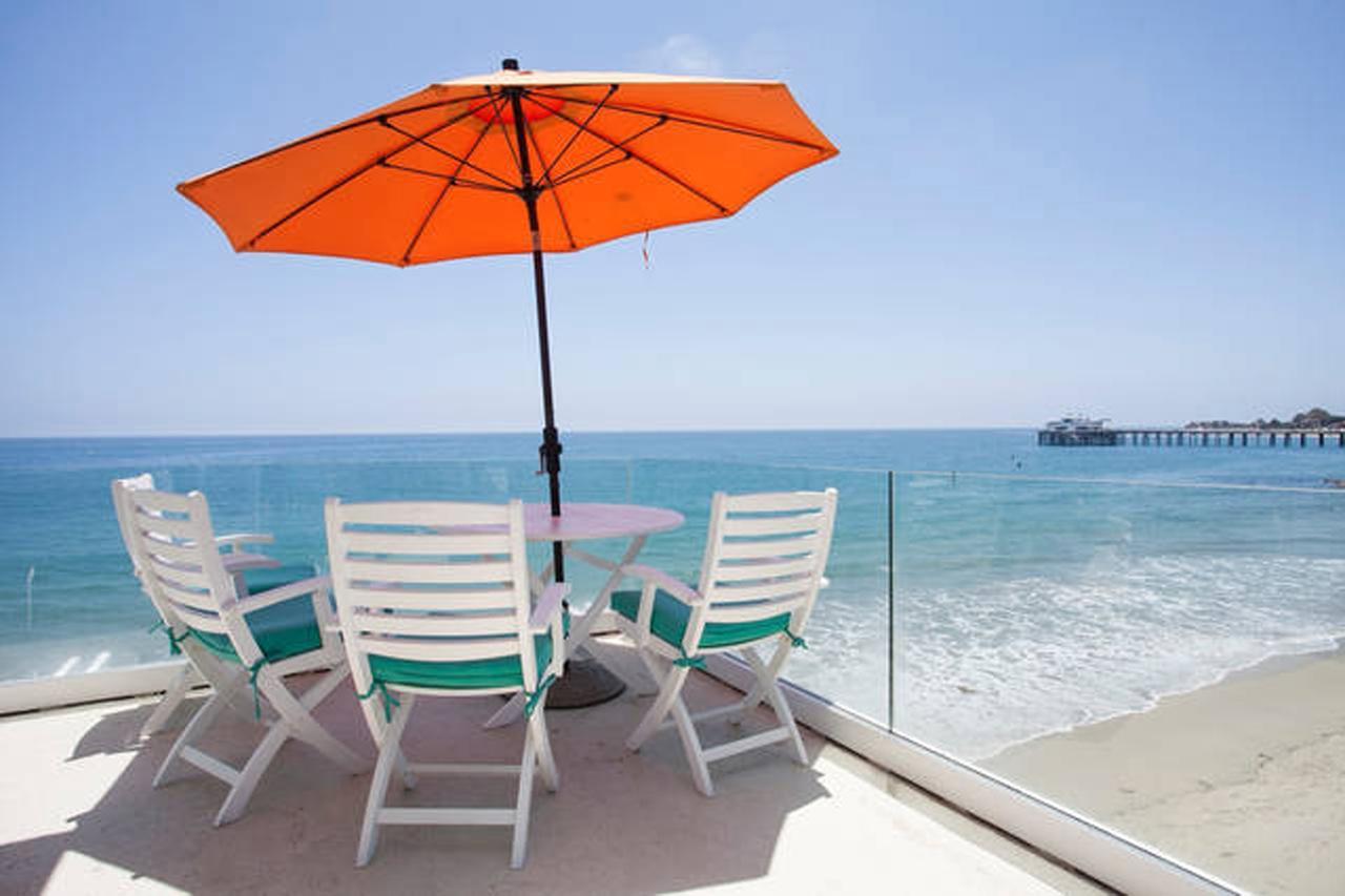 Malibu Private Beach Apartments Екстер'єр фото